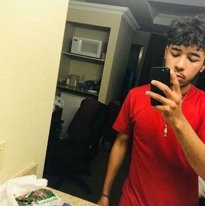 Meet your Posher, Erick